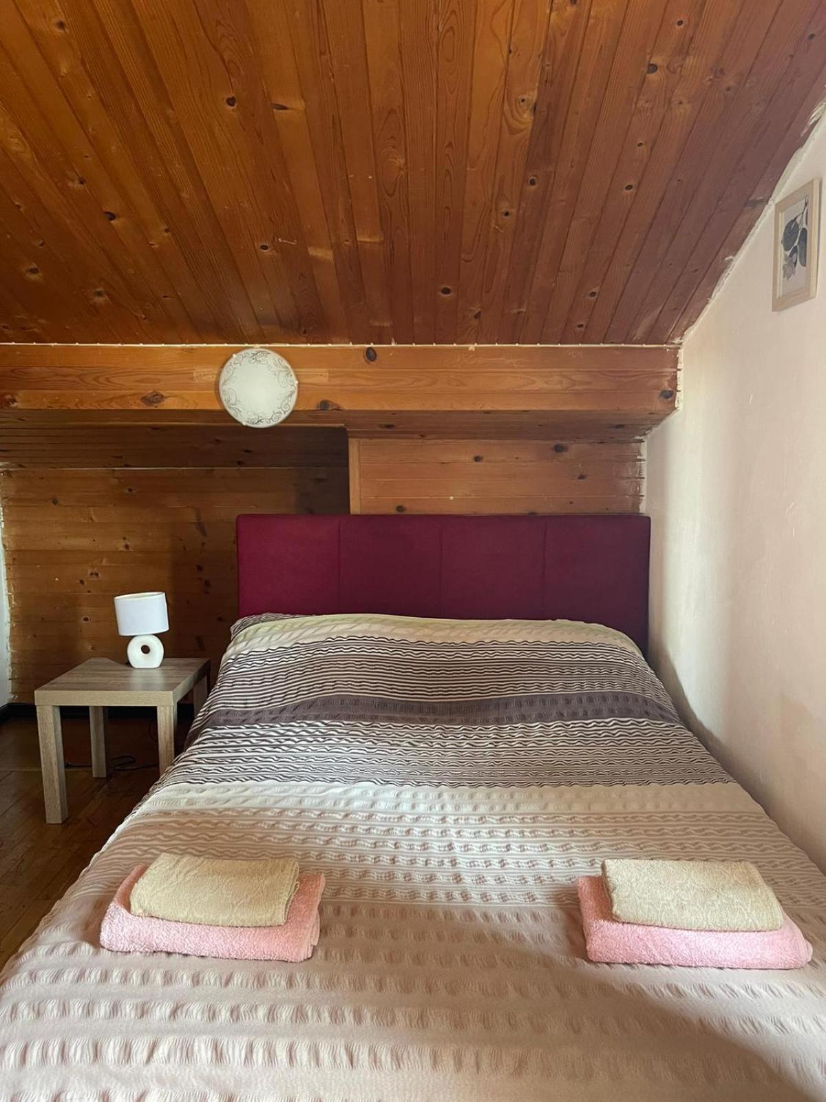 Roman Arch- Low Budget Doublebed Room In Top Center Pola Esterno foto