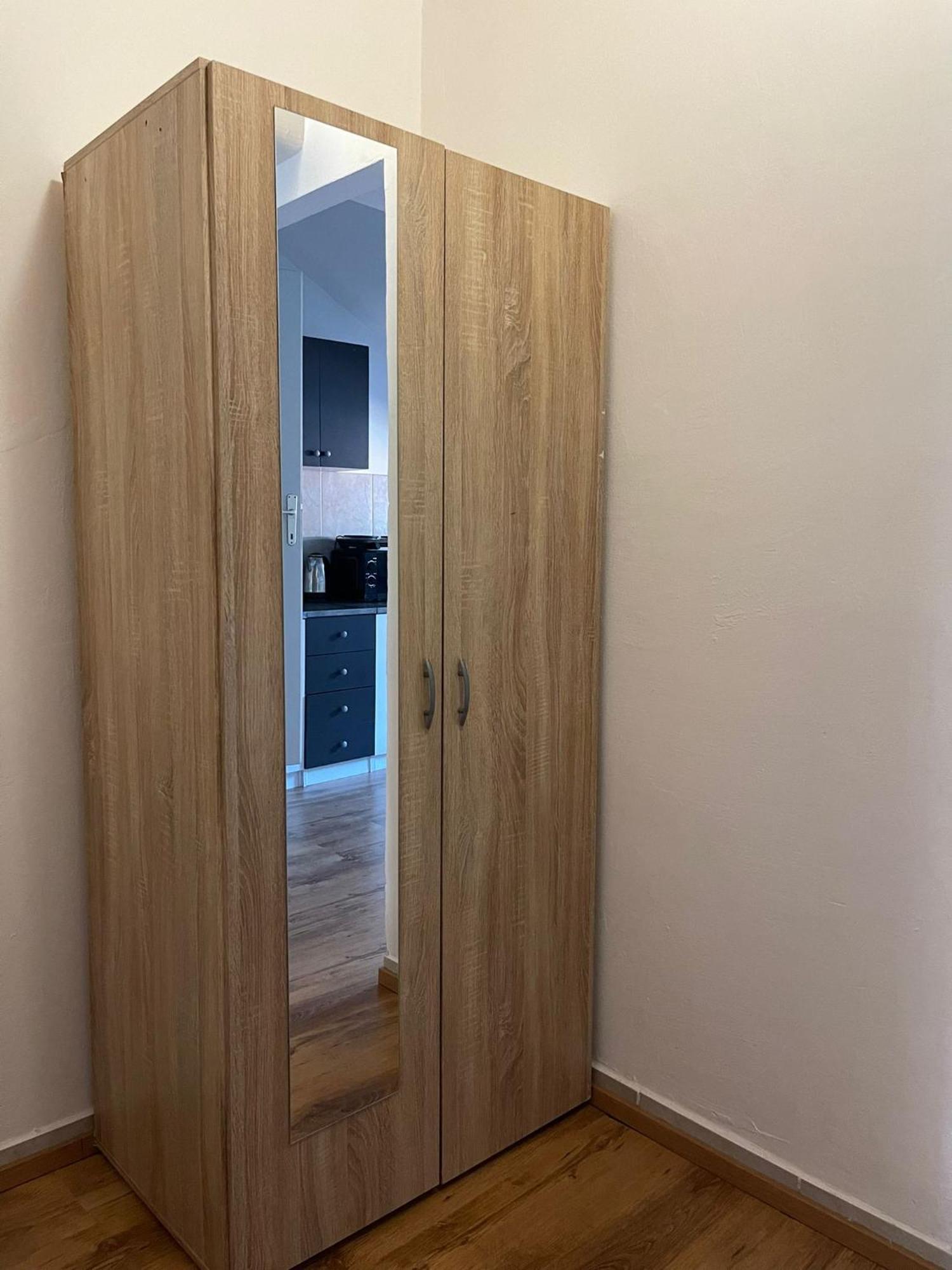 Roman Arch- Low Budget Doublebed Room In Top Center Pola Esterno foto